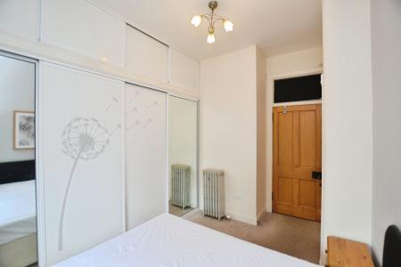 2 bedroom Flat to let in Comely Bank Place, Edinburgh, EH4