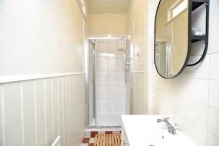 1 bedroom Flat to let in Albert Street, Leith, Edinburgh, EH7