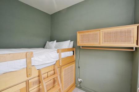 1 bedroom Flat to let in Albert Street, Leith, Edinburgh, EH7