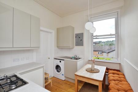 1 bedroom Flat to let in Albert Street, Leith, Edinburgh, EH7