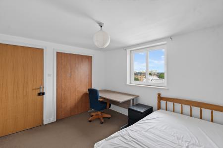 3 bedroom Flat for sale in 33, Flat 35, Brunswick Road, Edinburgh EH7 5GU