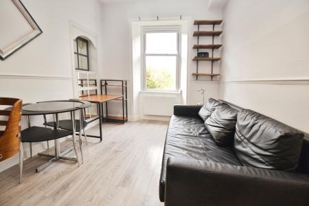 1 bedroom Flat to let in St Leonard's Street, Edinburgh, EH8