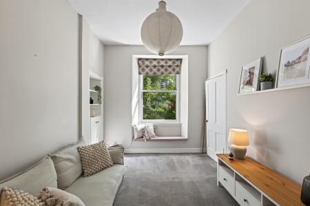 1 bedroom Flat for sale in 19, Flat 8, Dean Park Street, Edinburgh, EH4 1JS