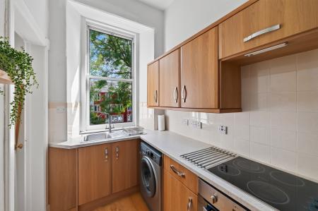 1 bedroom Flat for sale in 19, Flat 8, Dean Park Street, Edinburgh, EH4 1JS