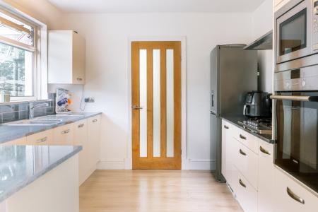 2 bedroom Terraced House to let in Turnhouse Road, Edinburgh, EH12