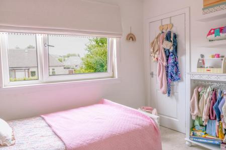 2 bedroom Terraced House to let in Turnhouse Road, Edinburgh, EH12