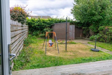 2 bedroom Terraced House to let in Turnhouse Road, Edinburgh, EH12