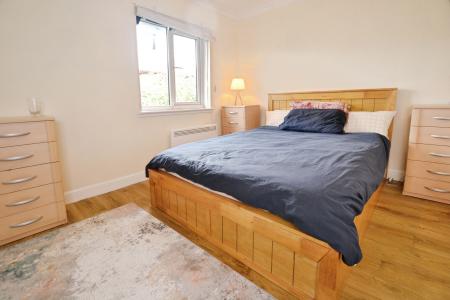 1 bedroom Flat to let in Allanfield, Edinburgh, EH7