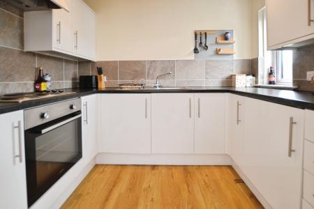 1 bedroom Flat to let in Allanfield, Edinburgh, EH7