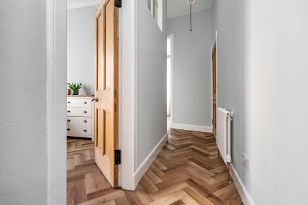 2 bedroom Flat to let in Comely Bank Road, Comely Bank, Edinburgh, EH4