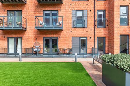 2 bedroom Flat for sale in 14 1 Geissler Drive, Edinburgh, EH6 6AU