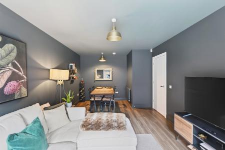 2 bedroom Flat for sale in 14 1 Geissler Drive, Edinburgh, EH6 6AU