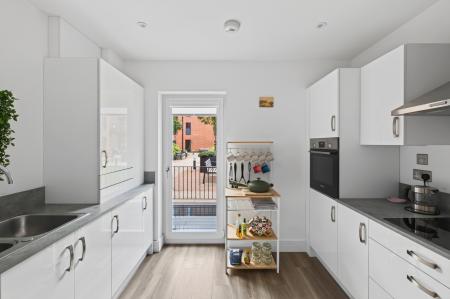 2 bedroom Flat for sale in 14 1 Geissler Drive, Edinburgh, EH6 6AU