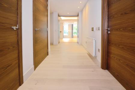 2 bedroom Flat to let in Belford Road, Edinburgh, EH4