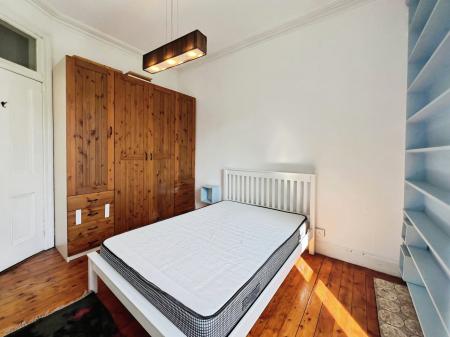 1 bedroom Flat to let in Easter Road, Edinburgh, EH7