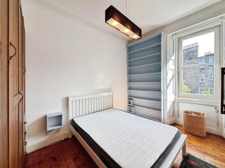 1 bedroom Flat to let in Easter Road, Edinburgh, EH7