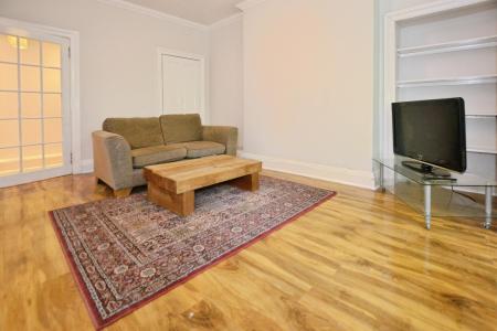 1 bedroom Flat to let in Warrender Park Crescent, Edinburgh, EH9