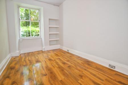 1 bedroom Flat to let in Warrender Park Crescent, Edinburgh, EH9