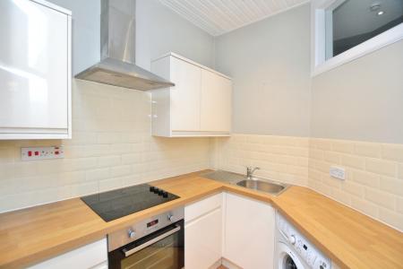 1 bedroom Flat to let in Comely Bank Row, Stockbridge, Edinburgh, EH4