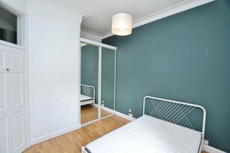 1 bedroom Flat to let in Comely Bank Row, Stockbridge, Edinburgh, EH4