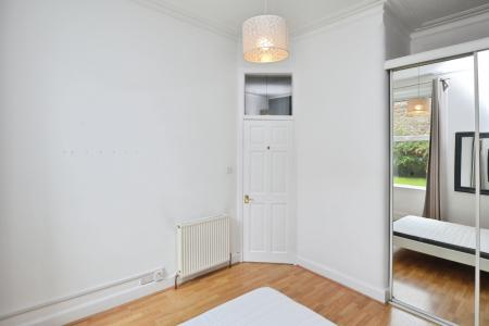 1 bedroom Flat to let in Comely Bank Row, Stockbridge, Edinburgh, EH4