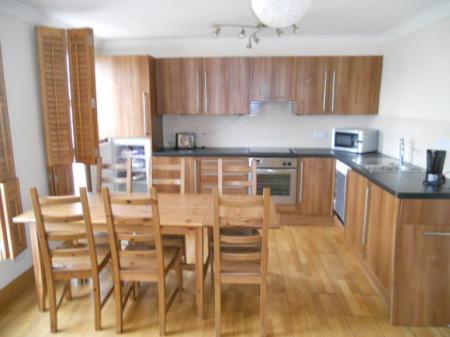 2 bedroom Flat to let in Caledonian Crescent, Edinburgh, EH11
