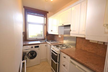 2 bedroom Flat to let in Marionville Road, Abbeyhill, Edinburgh, EH7