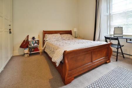 1 bedroom Flat to let in Leslie Place, Edinburgh, EH4