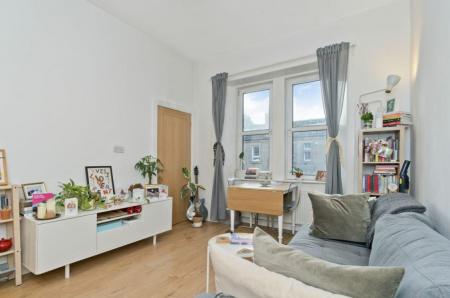 1 bedroom Flat to let in Albert Street, Leith, Edinburgh, EH7