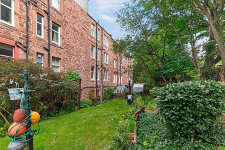 1 bedroom Flat for sale in 73, 1F2 Angle Park Terrace, Edinburgh, EH11 2JP