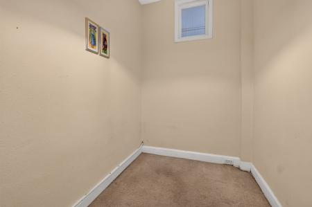 1 bedroom Flat for sale in 73, 1F2 Angle Park Terrace, Edinburgh, EH11 2JP