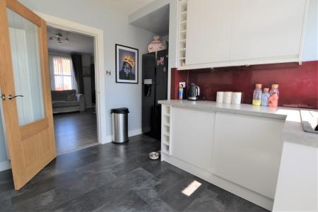 3 bedroom Flat to let in Mansfield Place, Newtongrange, EH22