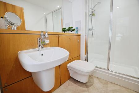 2 bedroom Flat to let in Western Harbour Terrace, Edinburgh, EH6