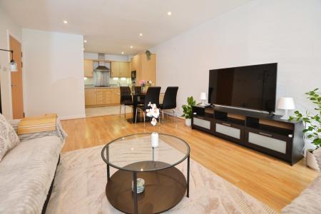 2 bedroom Flat to let in Western Harbour Terrace, Edinburgh, EH6