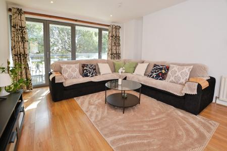 2 bedroom Flat to let in Western Harbour Terrace, Edinburgh, EH6