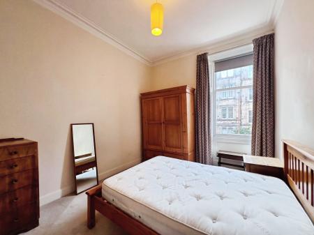 1 bedroom Flat to let in Dean Park Street, Edinburgh, EH4