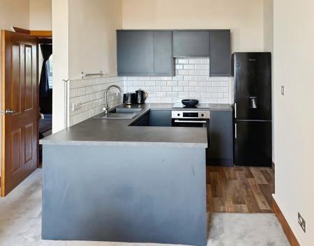 2 bedroom Flat to let in Anchorfield, Edinburgh, EH6