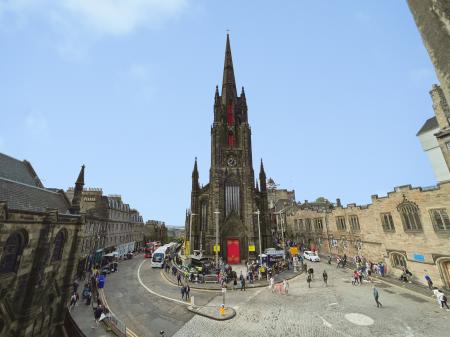 1 bedroom Flat to let in Upper Bow, Edinburgh, EH1