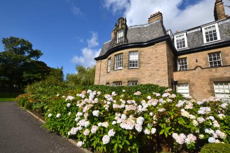 2 bedroom Flat to let in East Suffolk Park, Newington, Edinburgh, EH16