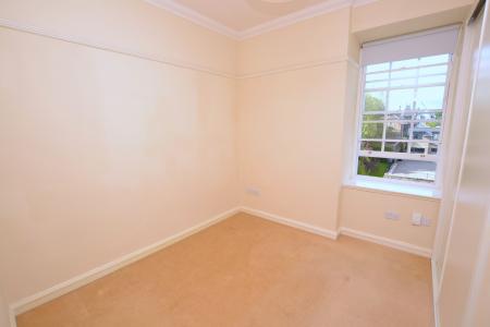 2 bedroom Flat to let in East Suffolk Park, Newington, Edinburgh, EH16