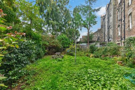2 bedroom Flat for sale in 1F2, 55 Restalrig Road, Edinburgh, EH6 8BE