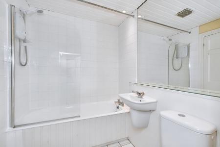 2 bedroom Flat to let in Scotland Street, Edinburgh, EH3