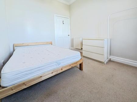 3 bedroom Flat to let in Barony Street, Edinburgh, EH3