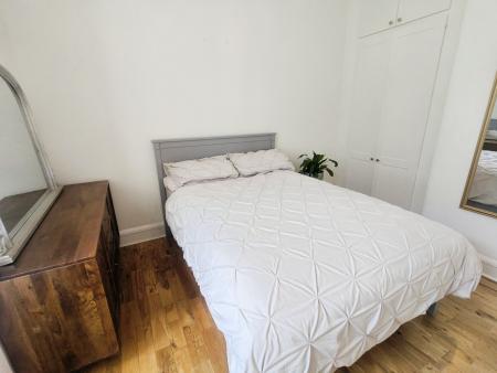 1 bedroom Flat to let in Comely Bank Row, Stockbridge, Edinburgh, EH4