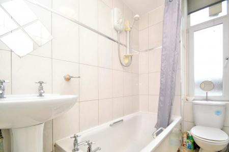 1 bedroom Flat to let in Wheatfield Place, Edinburgh, EH11