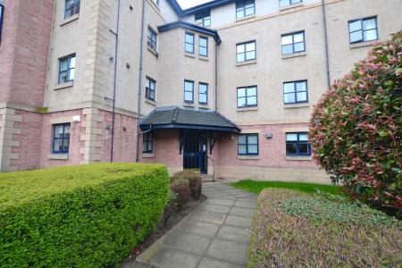2 bedroom Flat to let in Russell Gardens, Edinburgh, EH12