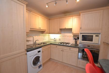 2 bedroom Flat to let in Russell Gardens, Edinburgh, EH12