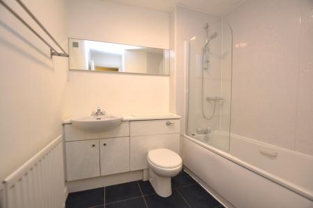 2 bedroom Flat to let in Russell Gardens, Edinburgh, EH12