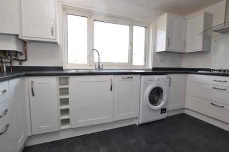 3 bedroom Flat to let in Alan Breck Gardens, Edinburgh, EH4
