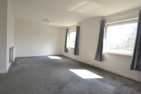 3 bedroom Flat to let in Alan Breck Gardens, Edinburgh, EH4